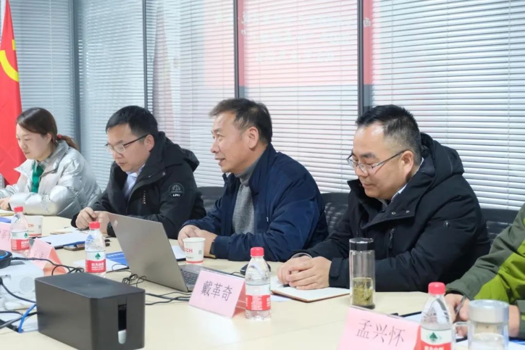 税务“春风”如约至 惠企利民送温暖(图2) 税务“春风”如约至 惠企利民送温暖(图2)